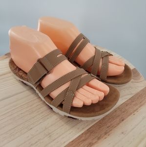 Merrell Womens Sandspur Rose Tobacco/Pomagranate Sandals Size 5 (2424873)